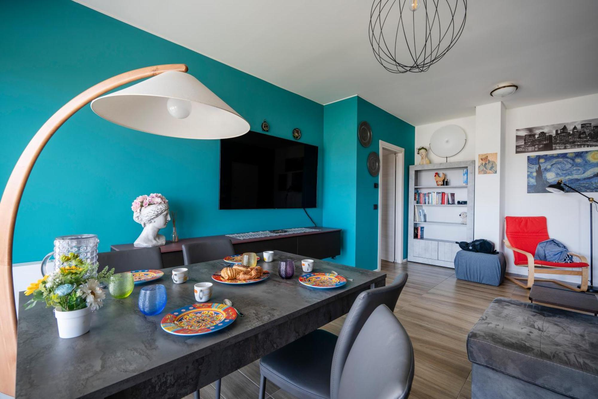 Kind Park - Sleek Apartment With Terrace & Parking Bari Luaran gambar