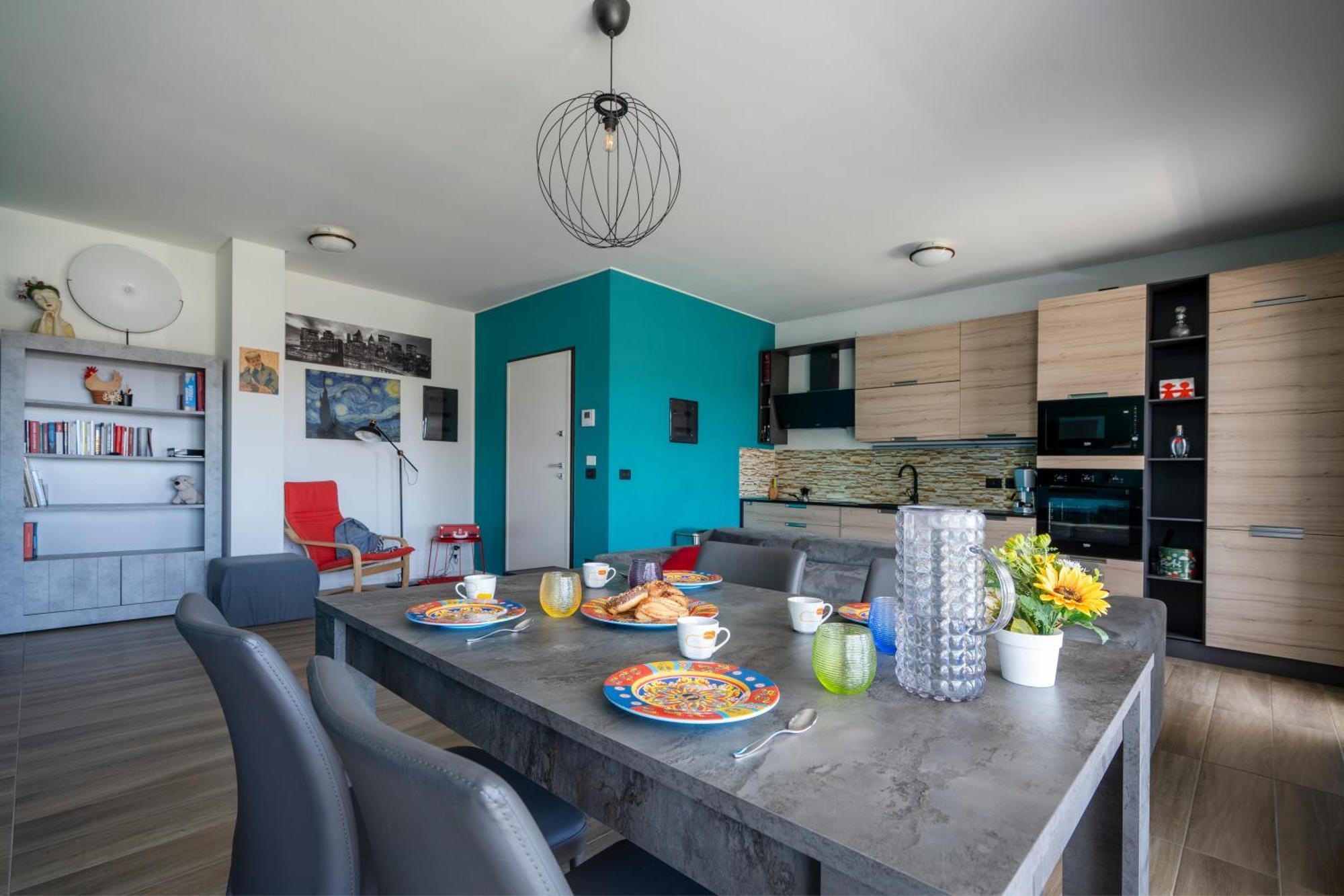 Kind Park - Sleek Apartment With Terrace & Parking Bari Luaran gambar